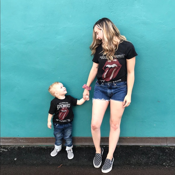 Meet your seller, Devon! - Picture 2 of 2